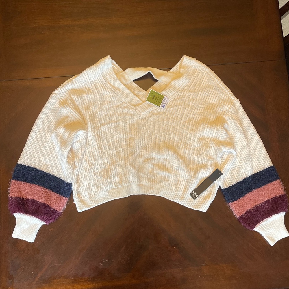 NEW White Long Sleeve Sweater